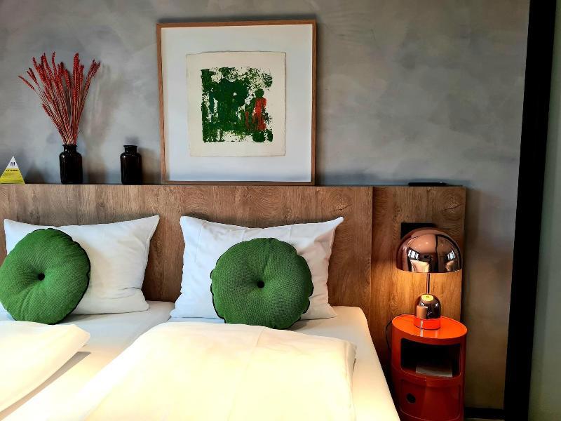 KONCEPT Hotel International galeri fotoğrafı