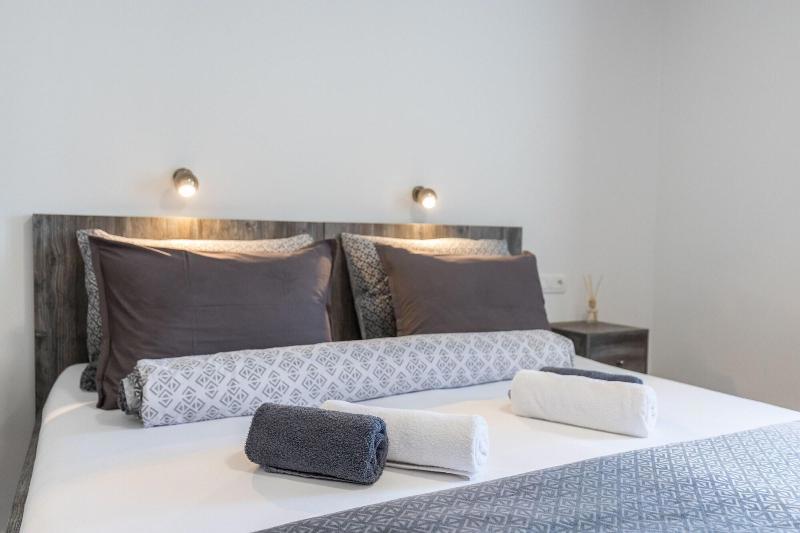Apinelo Port Rooms