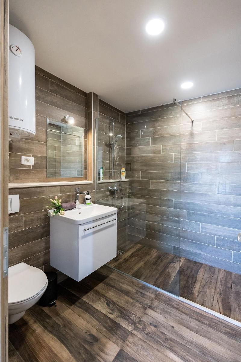 Apinelo Port Rooms