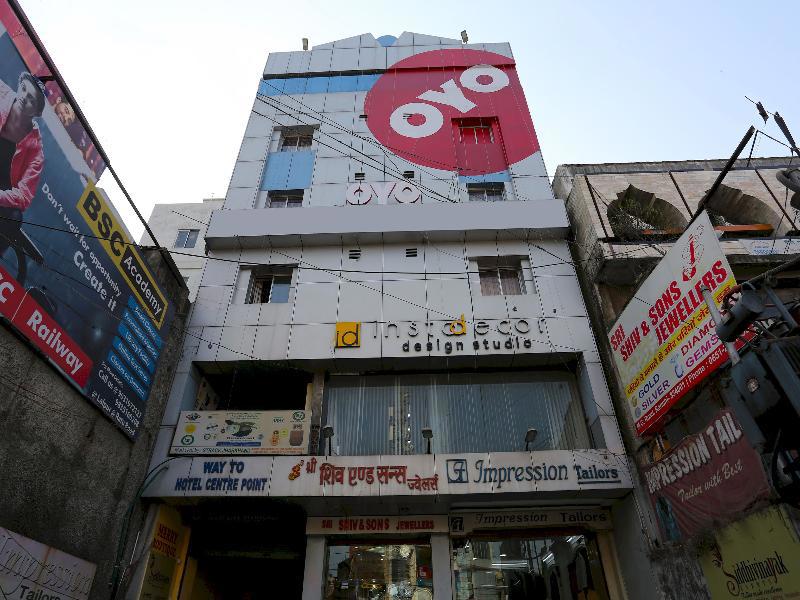 Oyo 10685 Hotel Centre Point