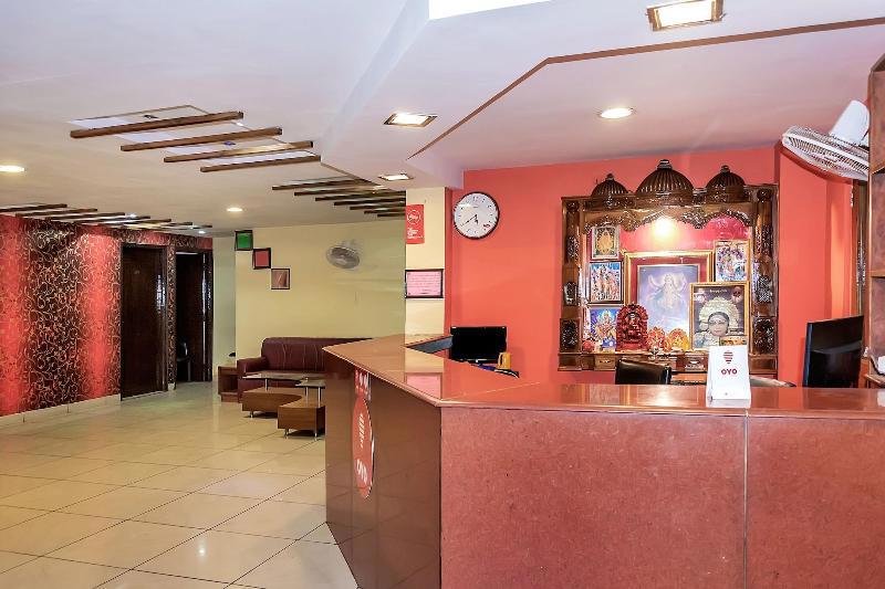 Oyo 10685 Hotel Centre Point