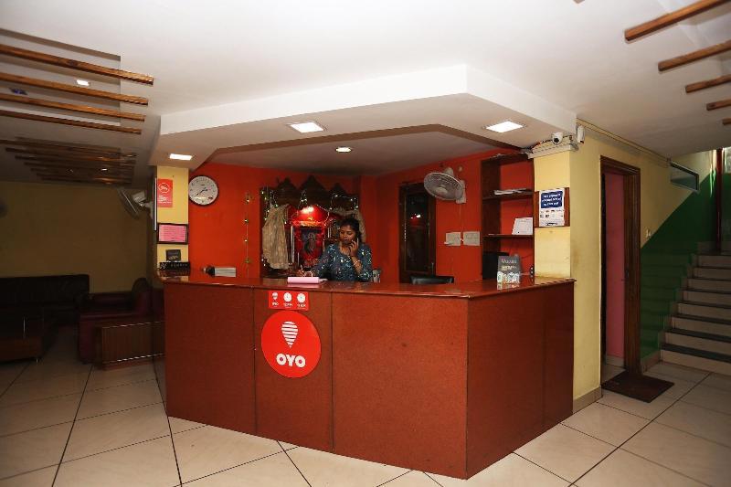 Oyo 10685 Hotel Centre Point