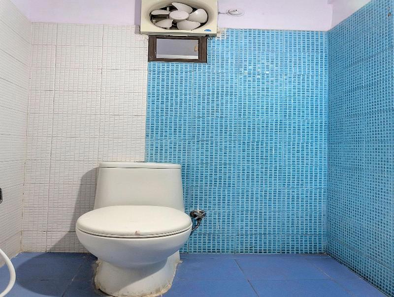 Oyo 10685 Hotel Centre Point