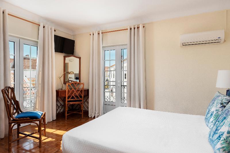 The Blue Bamboo Hotel- Duna Parque Group