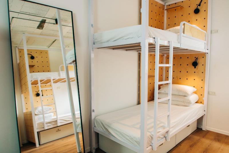 Gia Home - Hostel
