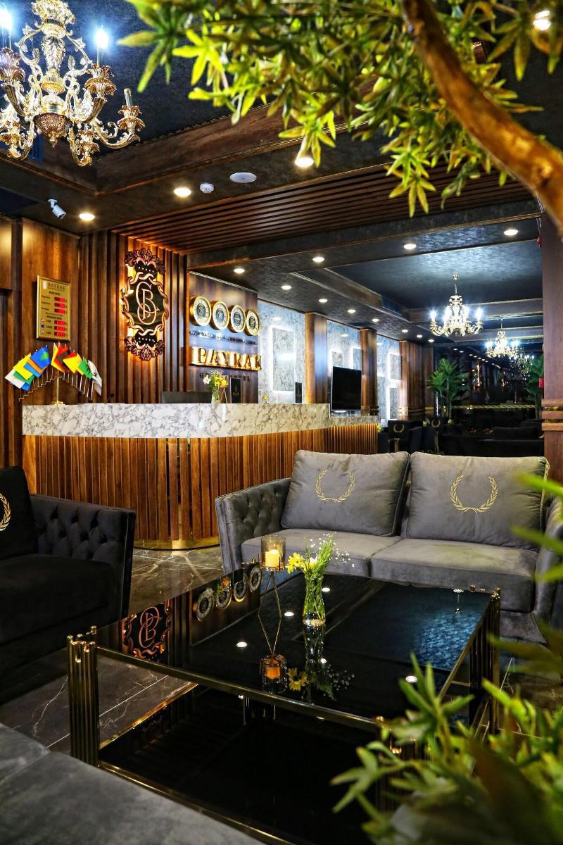 Bayrak Grand Hotel