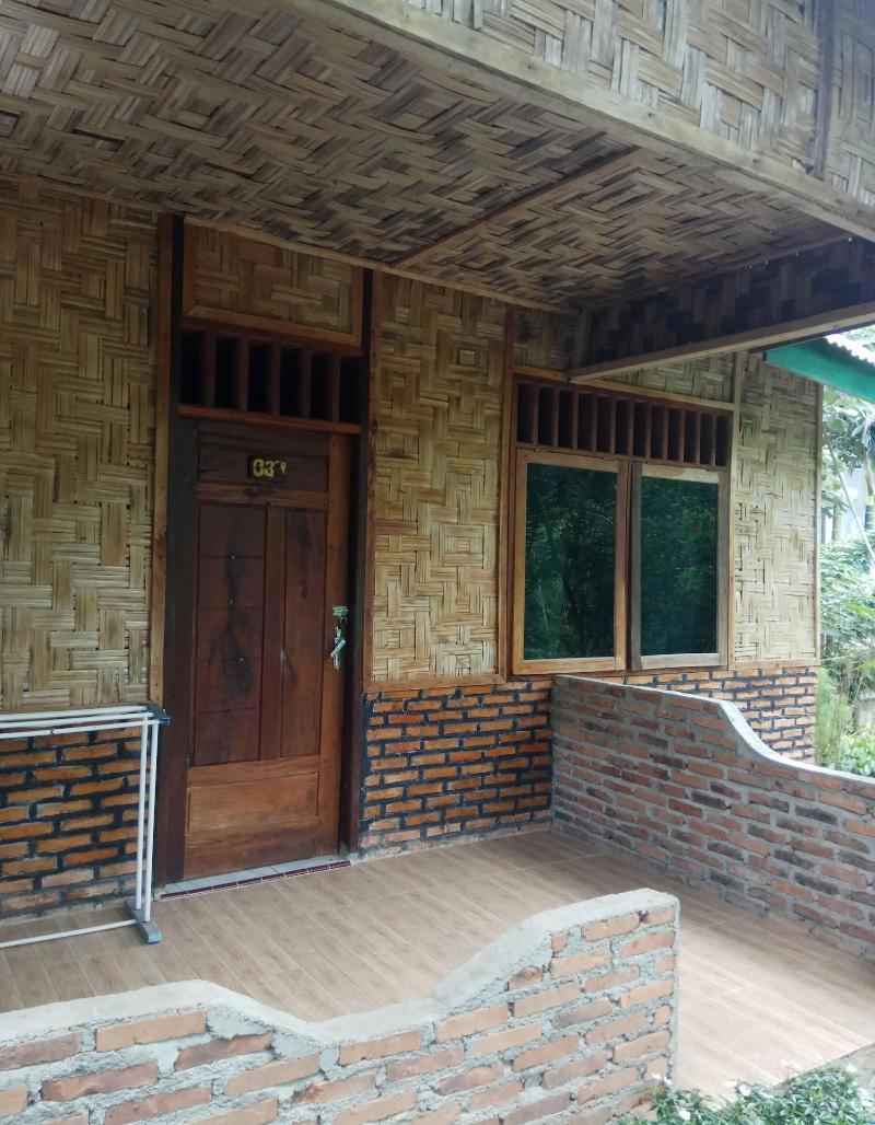 Tangkahan Inn