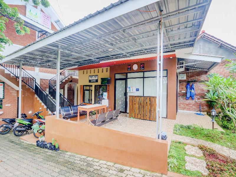 D Kost In Kandri Semarang