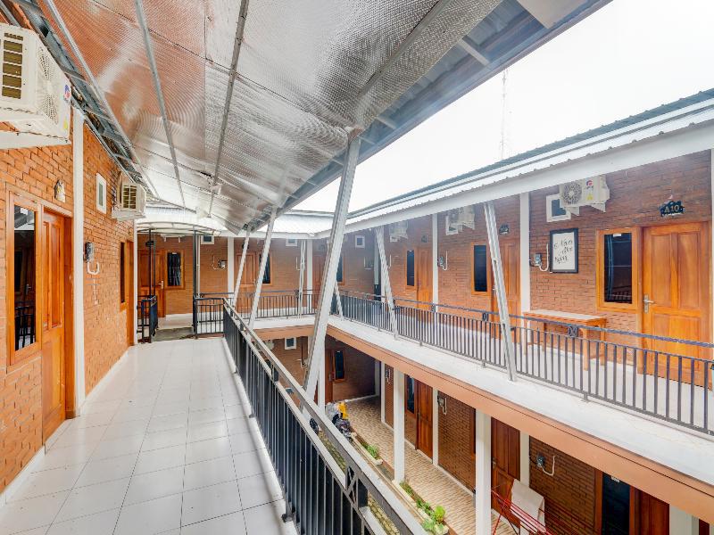 D Kost In Kandri Semarang