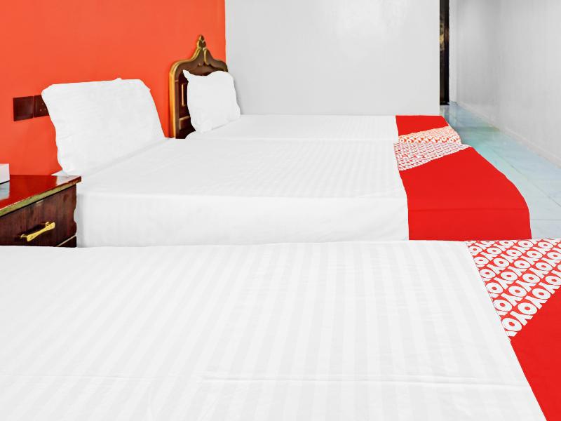 OYO 794 Great Country Hotel