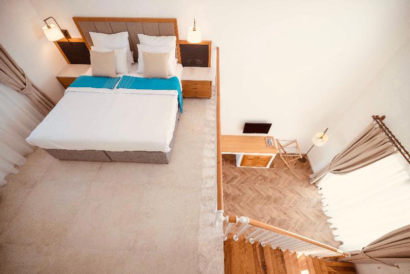 Palmonte Suites Hotel