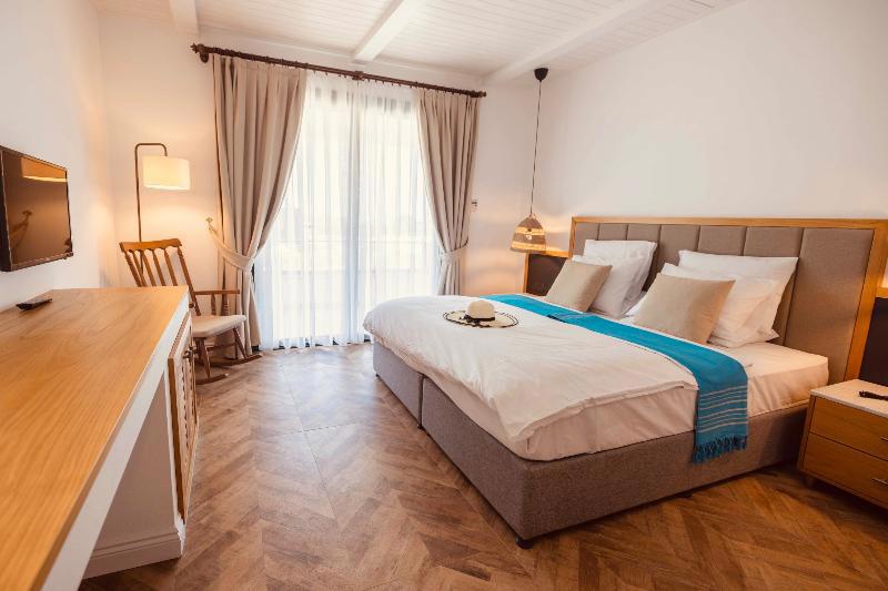 Palmonte Suites Hotel