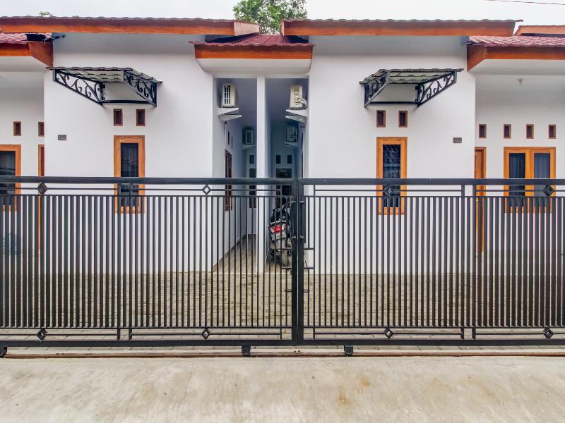 Oyo 91005 Cottage Putra Mutun Beach