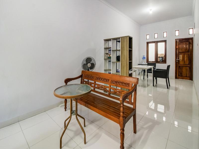 Oyo 91005 Cottage Putra Mutun Beach