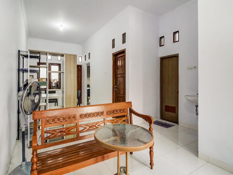 Oyo 91005 Cottage Putra Mutun Beach