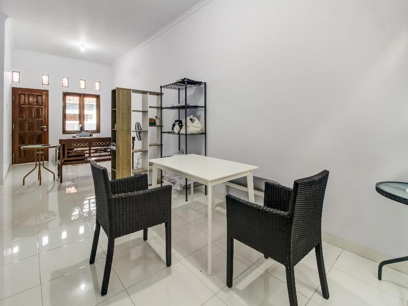 Oyo 91005 Cottage Putra Mutun Beach