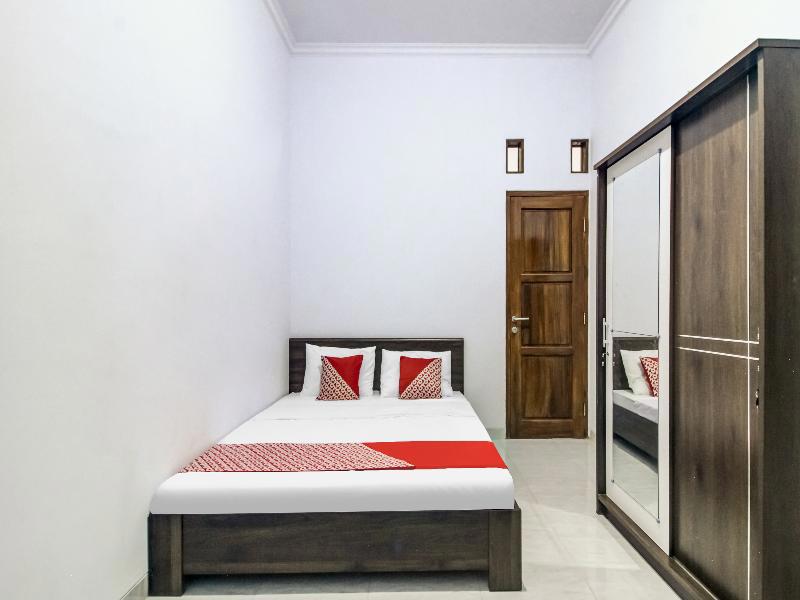 Oyo 91005 Cottage Putra Mutun Beach