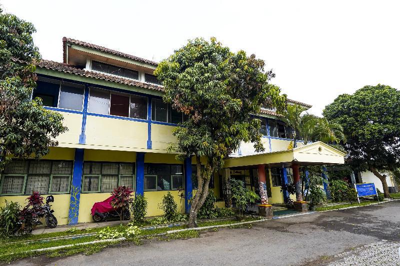 Spot On 91064 Wisma Lec Syariah