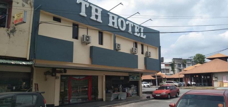 Oyo 90445 Th Hotel
