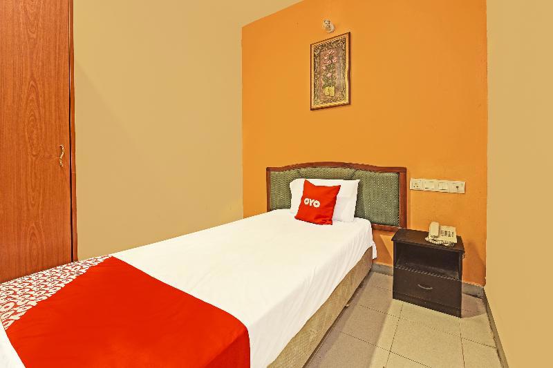 Oyo 90510 Hotel Sahara