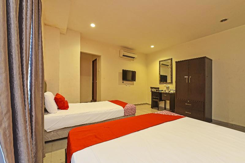 Oyo 90510 Hotel Sahara