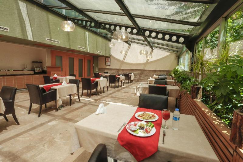 Nuzhet Hotel fotoğrafı