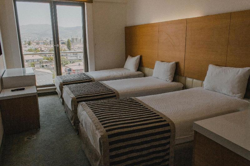 Nuzhet Hotel fotoğrafı