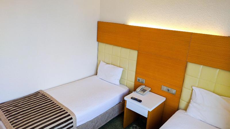 Nuzhet Hotel galeri fotoğrafı