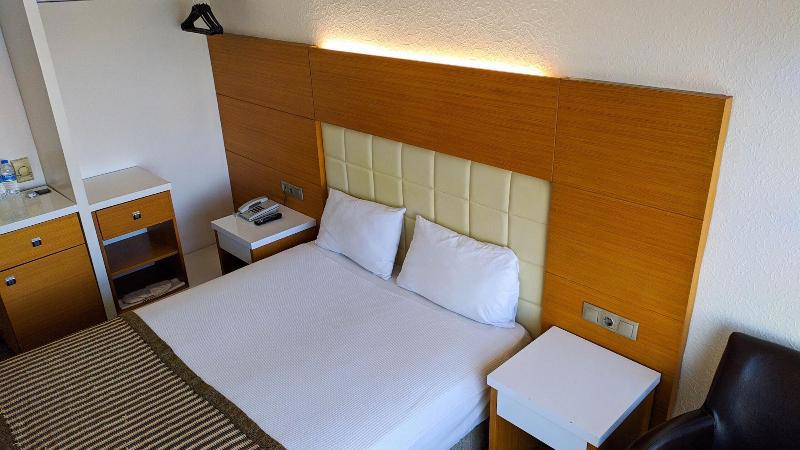 Nuzhet Hotel galeri fotoğrafı