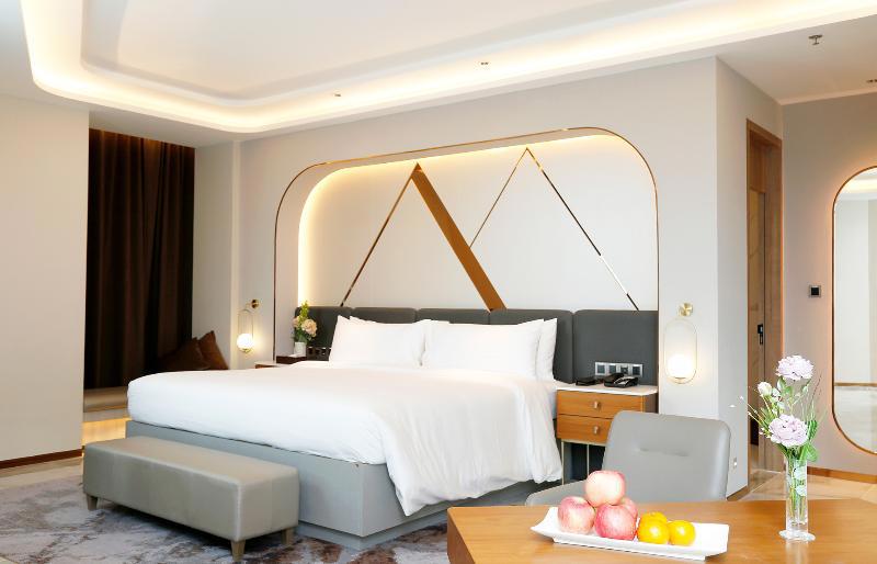 Asawin Grand Convention Hotel