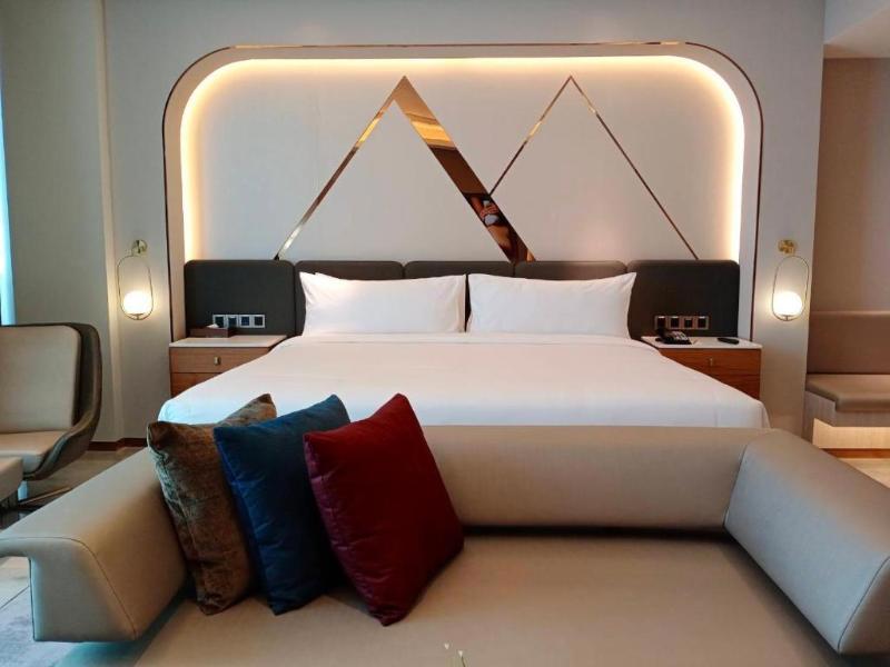 Asawin Grand Convention Hotel