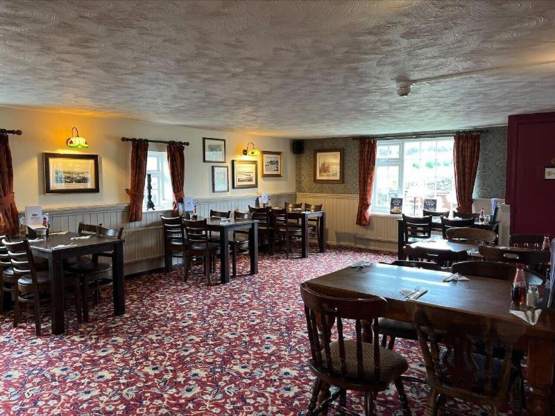 Savoy Country Inn