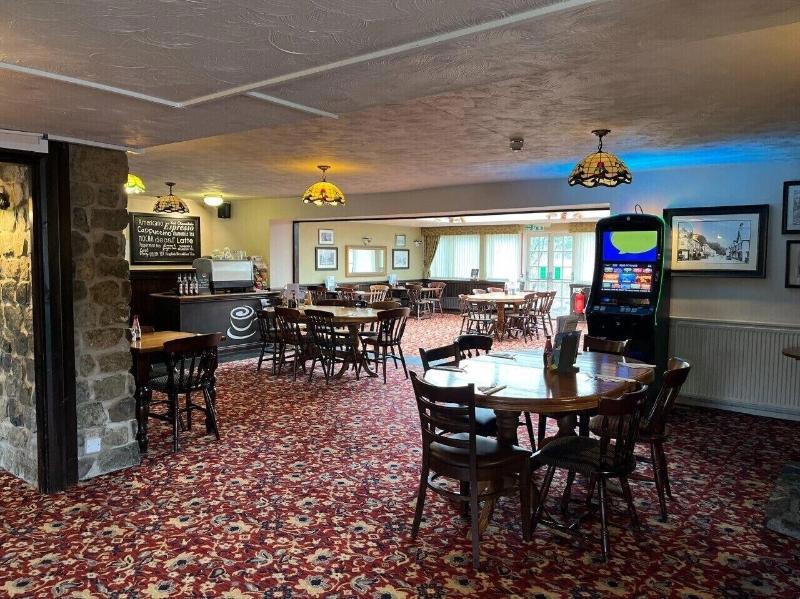 Savoy Country Inn