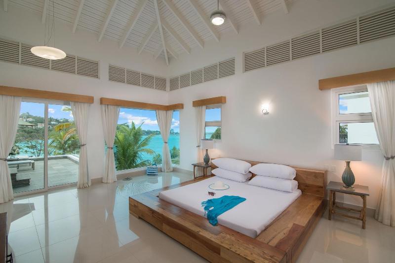 Crown Villas 4 Bdrm