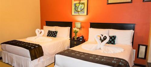City Hotel