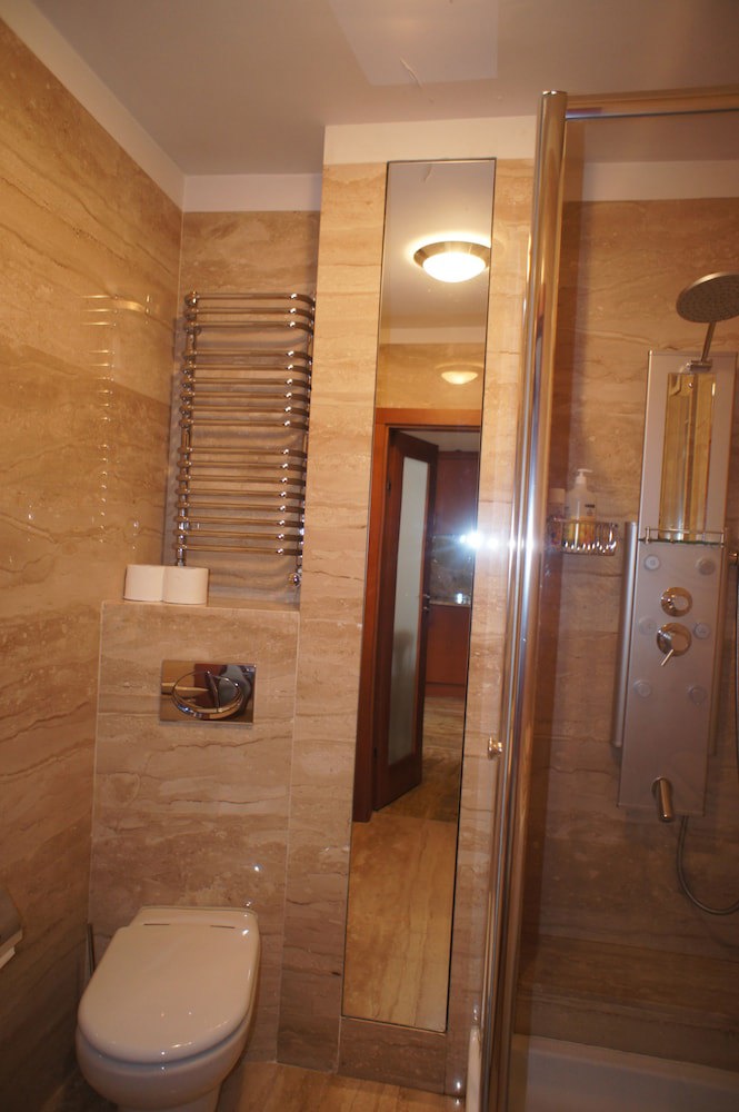 Bonapartments