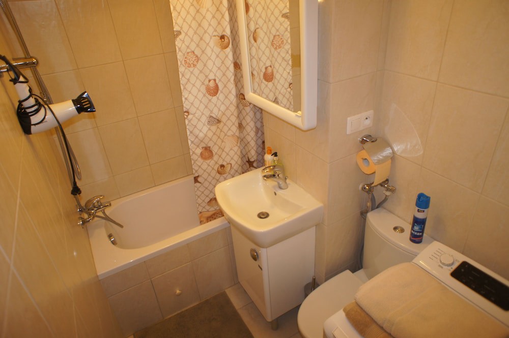 Bonapartments