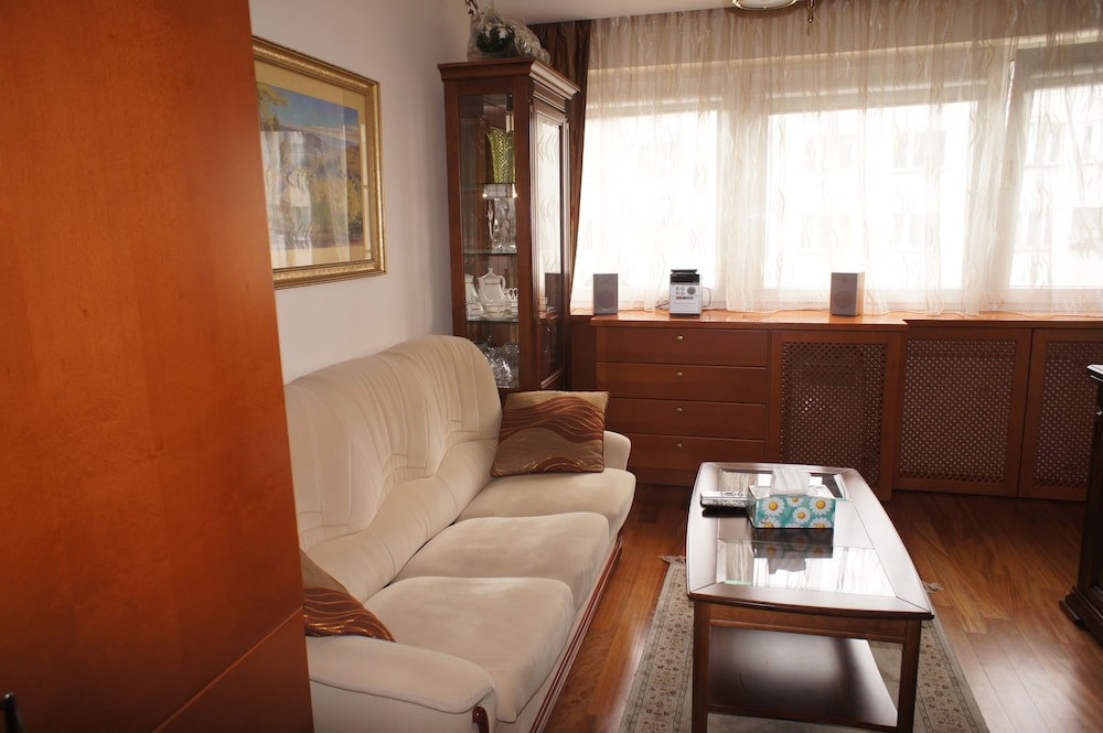 Bonapartments