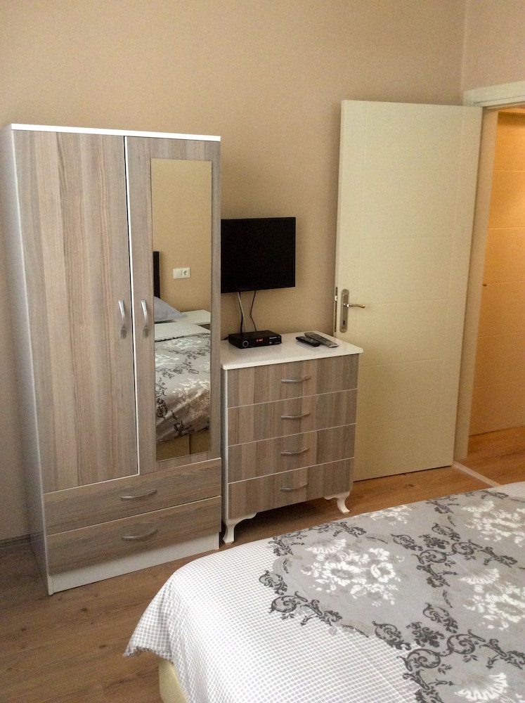Elit Apartments