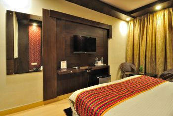 Check In Room Main Bazar