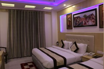 Check In Room Main Bazar