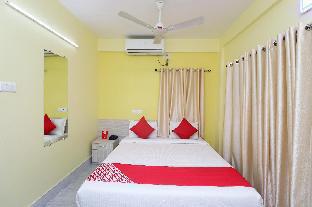 Hotel Yellow Rose