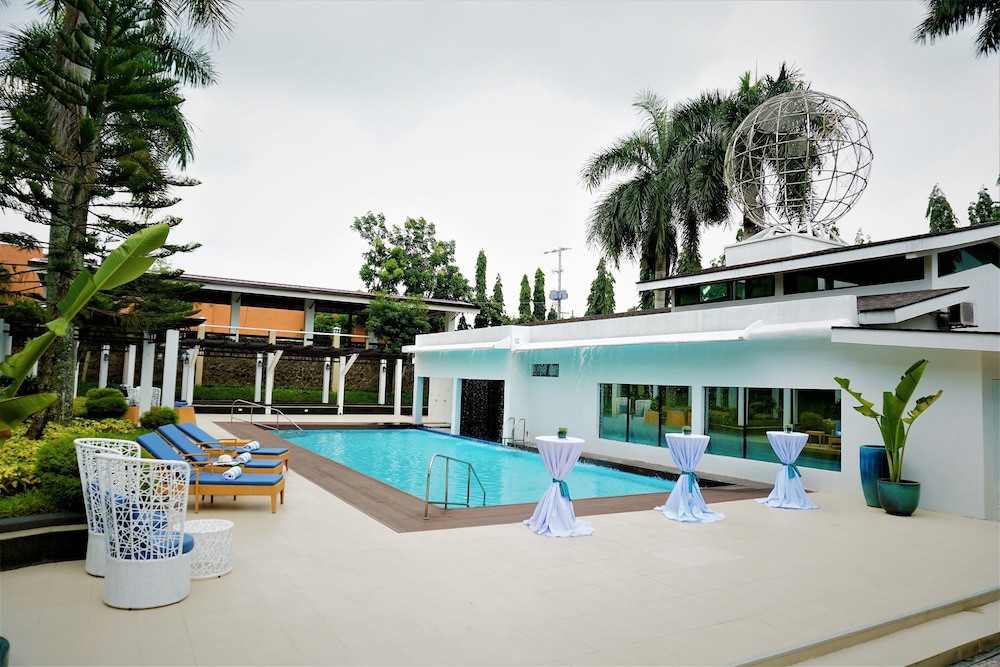 Whitewoods Hotel