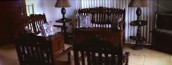 Dm Residente Tagaytay