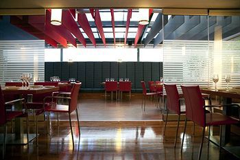 Twentyone Hotel