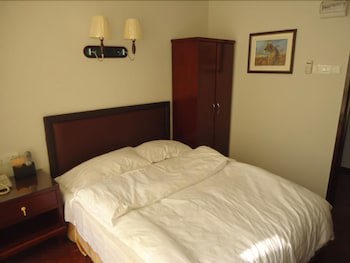 Aditya Hotel