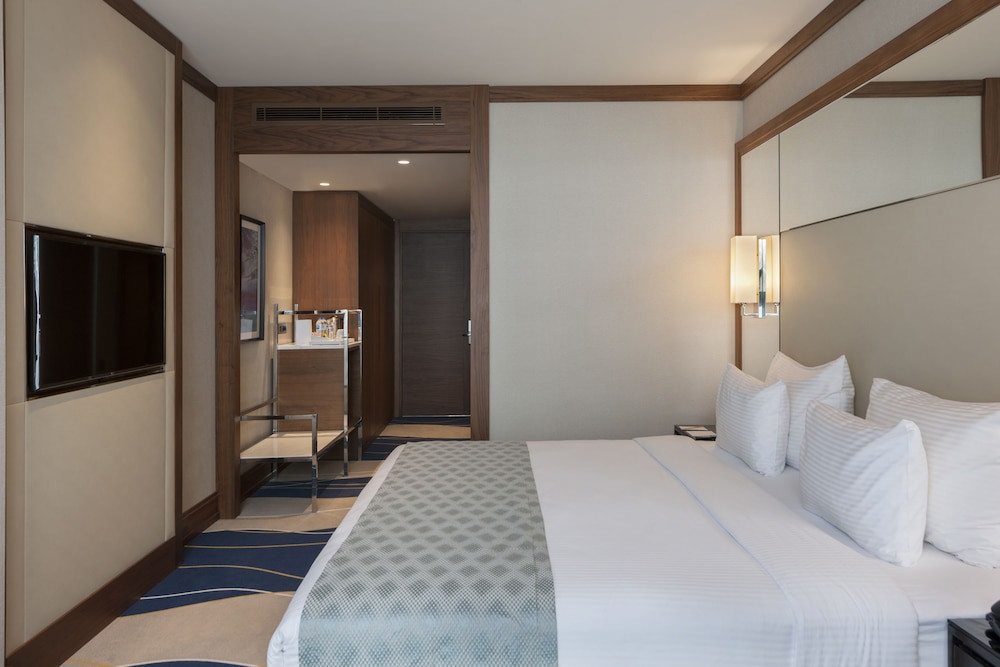 Elite World Asia Hotel