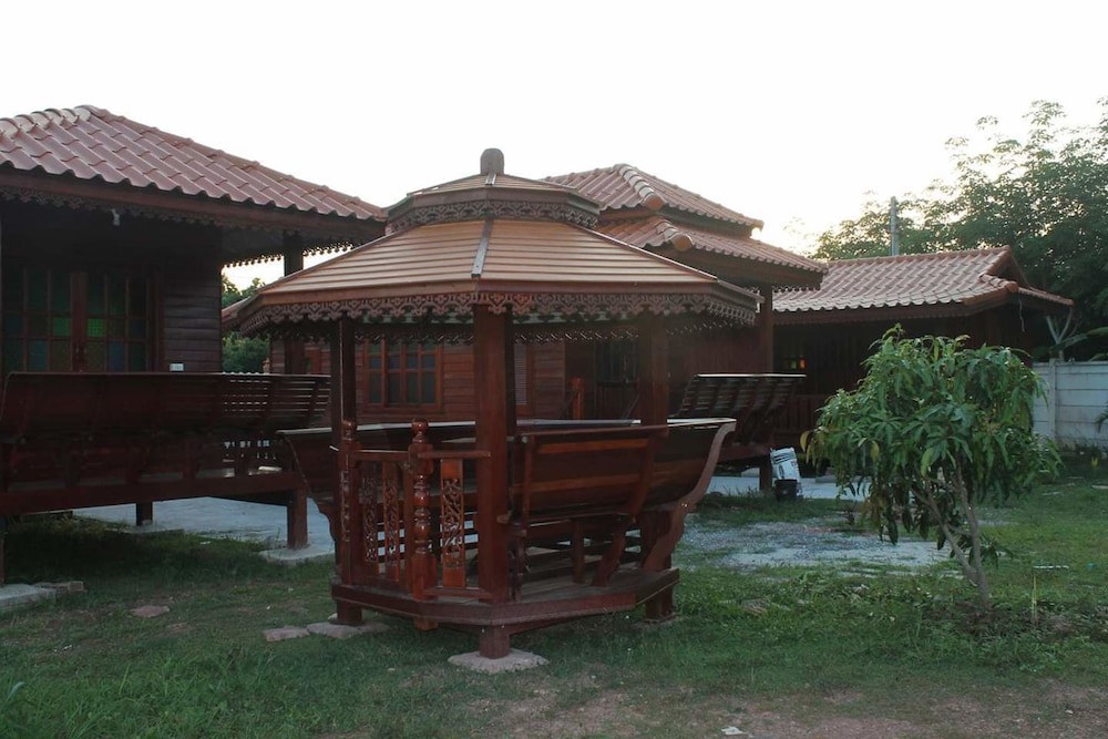 Baanpoonana