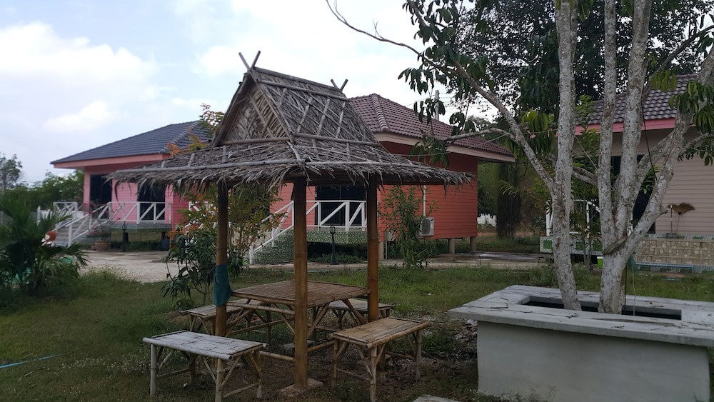 Baanpoonana