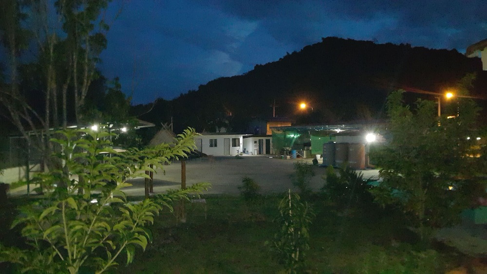 Baanpoonana